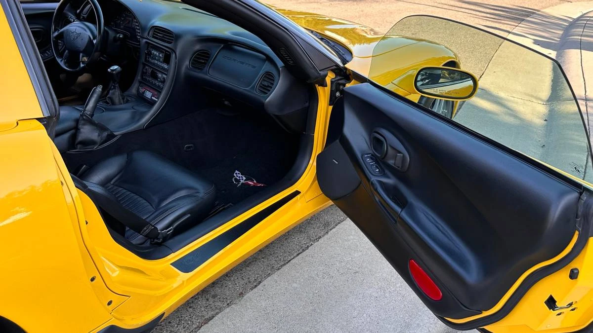 2001 Chevrolet Corvette C5 Z06 - Image 19 of 23