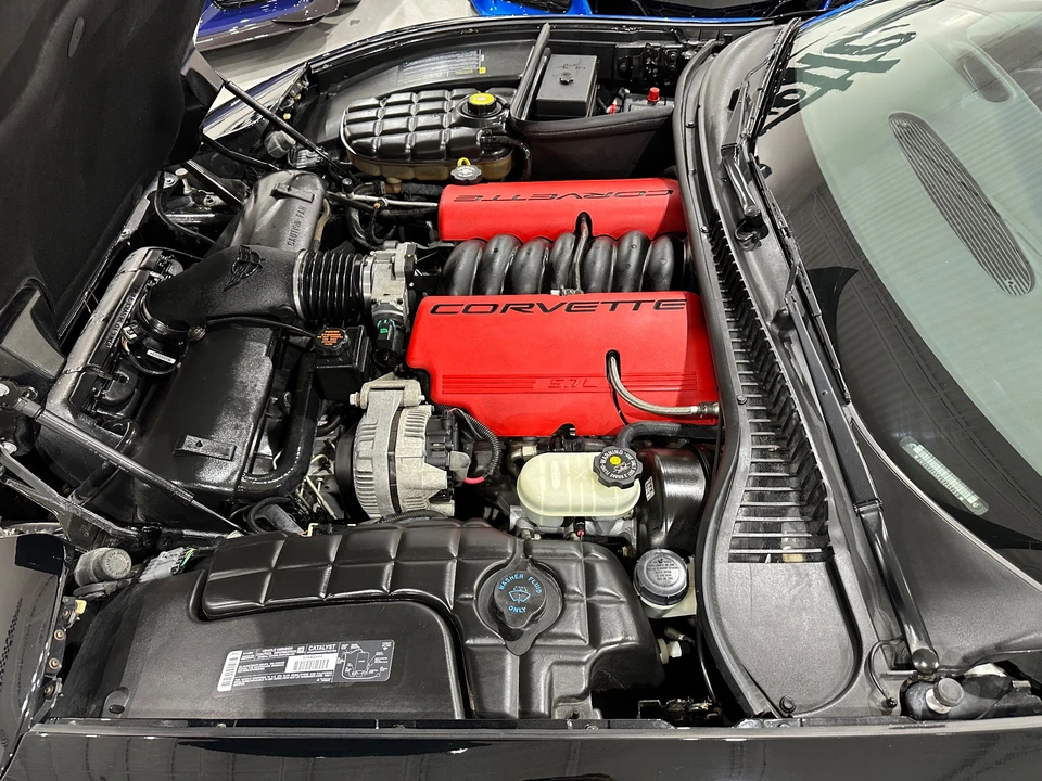 2001 Chevrolet Corvette - Image 28 of 29