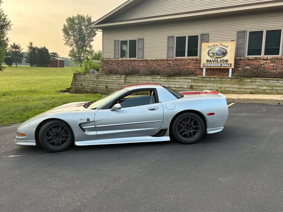 2001 Chevrolet Corvette C5 Z06 - Image 2 of 20