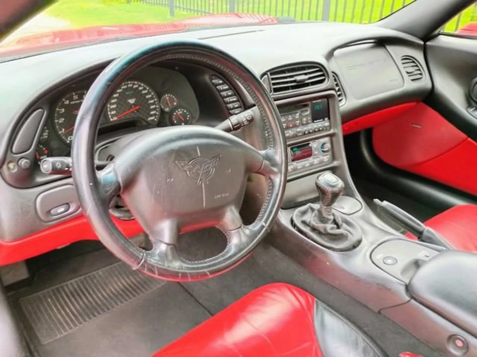 2001 Chevrolet Corvette C5 Z06 - Image 11 of 20