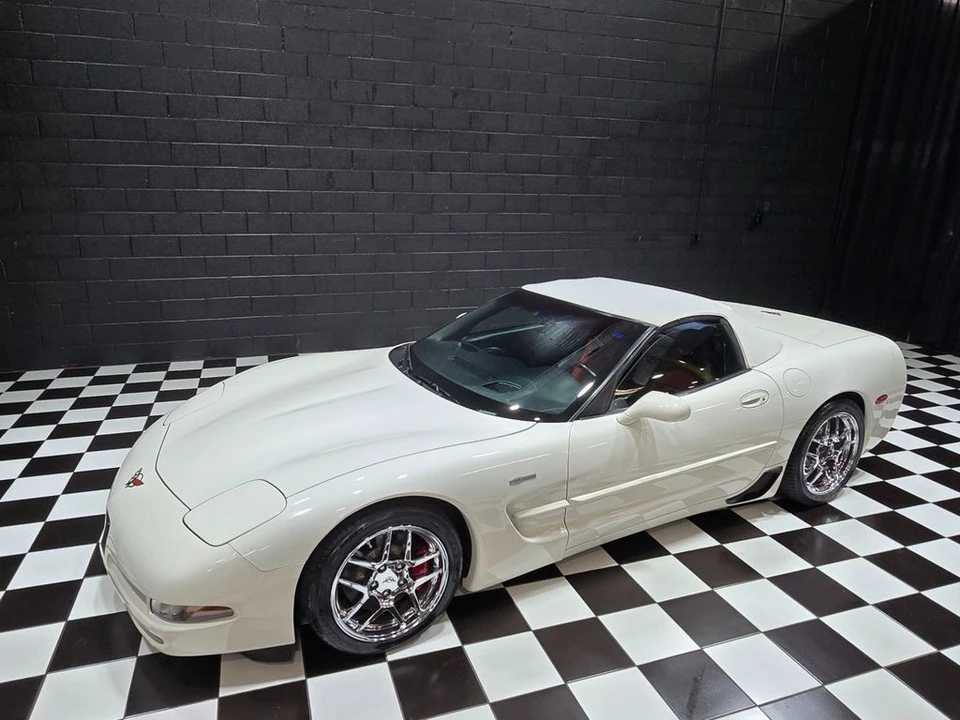 2001 Chevrolet Corvette C5 Z06 - Image 5 of 12