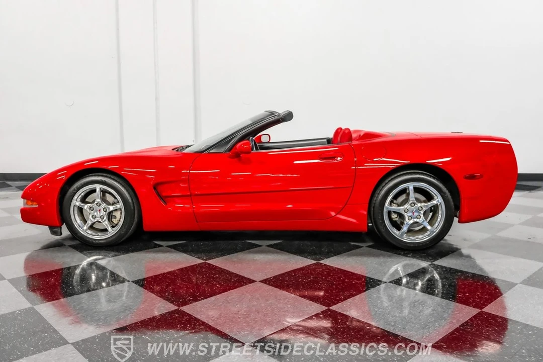 2001 Chevrolet Corvette C5 - Image 2 of 12