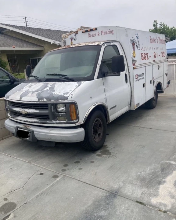 2001 Chevrolet Express - Image 7 of 15