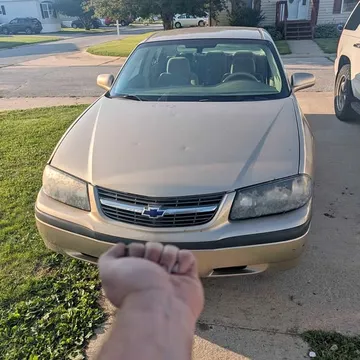 2001 Chevrolet Impala LS Sedan 4D