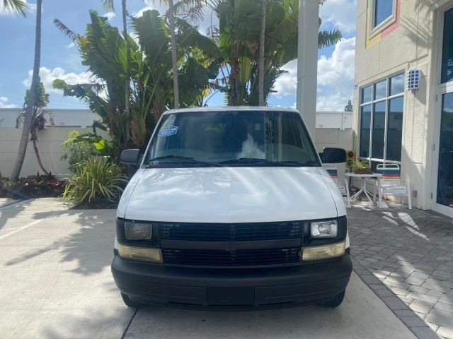 2001 Chevrolet Astro - Image 3 of 21