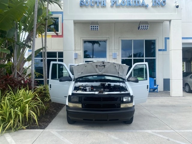 2001 Chevrolet Astro - Image 17 of 21