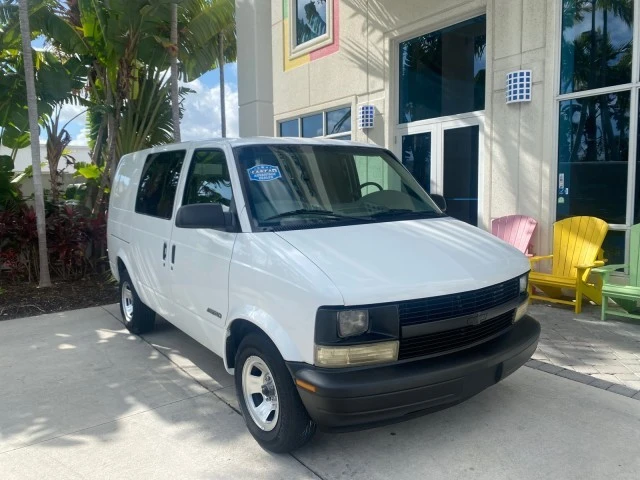 2001 Chevrolet Astro - Image 2 of 21