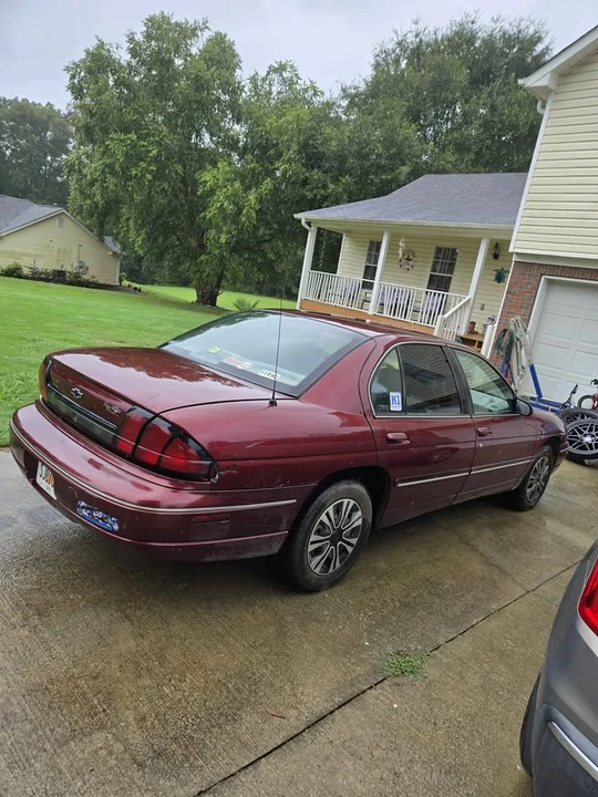 2001 Chevrolet Lumina - Image 4 of 6