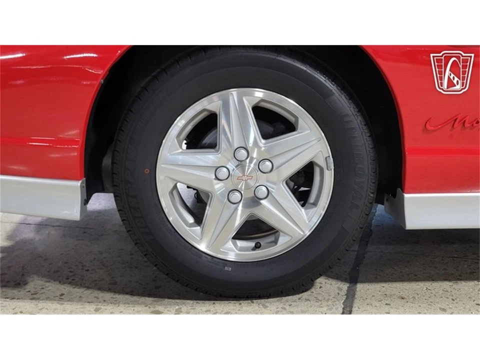 2001 Chevrolet Monte Carlo 6th Gen - Image 7 of 31