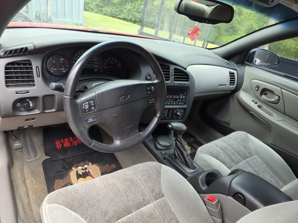 2001 Chevrolet Monte Carlo 6th Gen - Image 13 of 21
