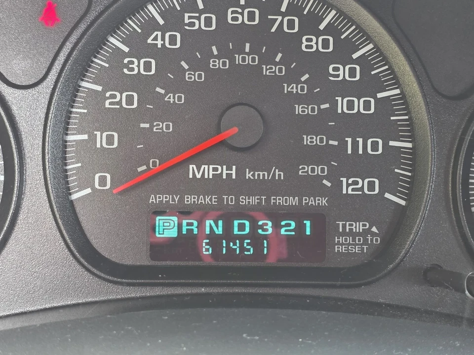 2001 Chevrolet Monte Carlo 6th Gen - Image 14 of 21