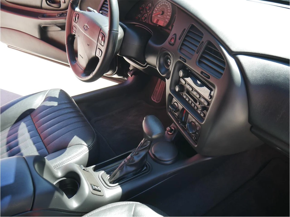 2001 Chevrolet Monte Carlo 6th Gen - Image 23 of 31