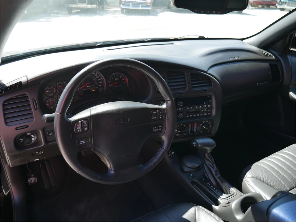 2001 Chevrolet Monte Carlo 6th Gen - Image 14 of 31