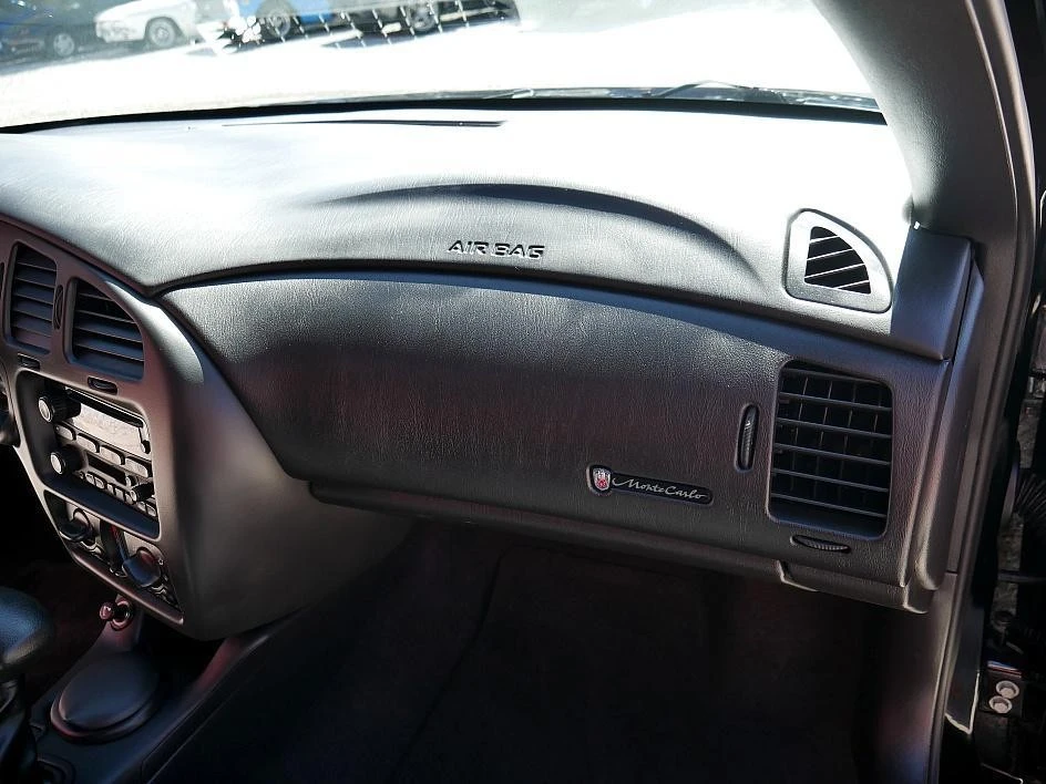 2001 Chevrolet Monte Carlo 6th Gen - Image 21 of 31