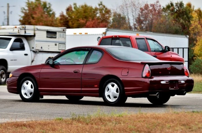 2001 Chevrolet Monte Carlo 6th Gen - Image 11 of 21