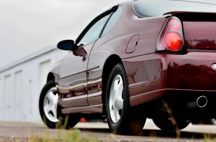 2001 Chevrolet Monte Carlo 6th Gen - Image 12 of 21