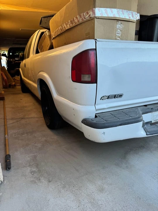 2001 Chevrolet S-10 - Image 4 of 5