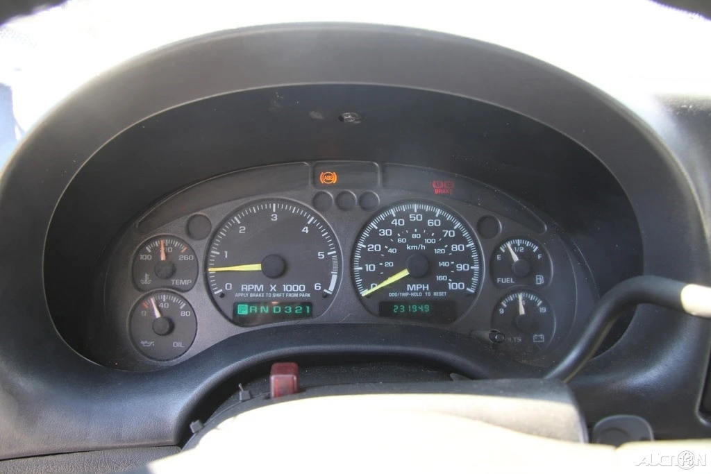 2001 Chevrolet S-10 Blazer 2nd Gen - Image 16 of 21