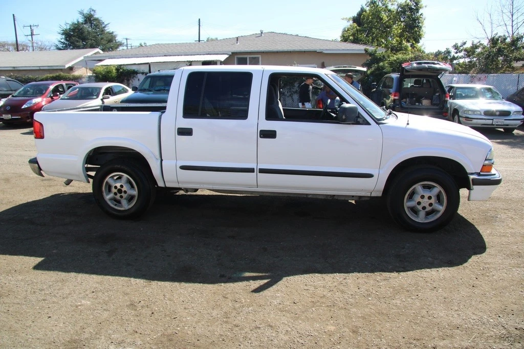 2001 Chevrolet S-10 Blazer 2nd Gen - Image 9 of 21
