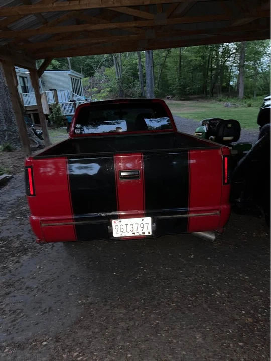 2001 Chevrolet S-10 - Image 4 of 7
