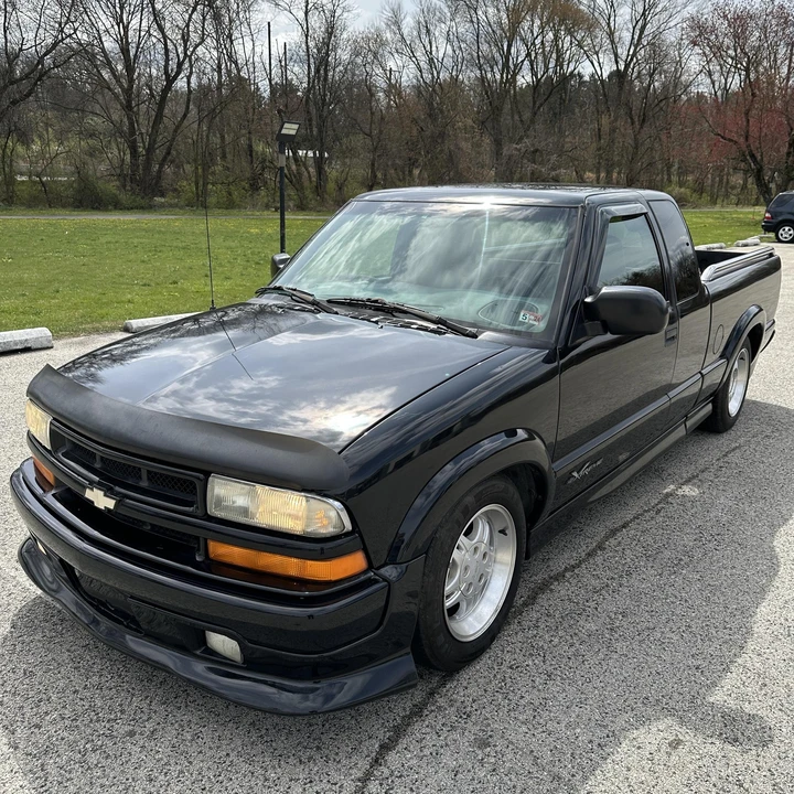 2001 Chevrolet S-10 - Image 9 of 12