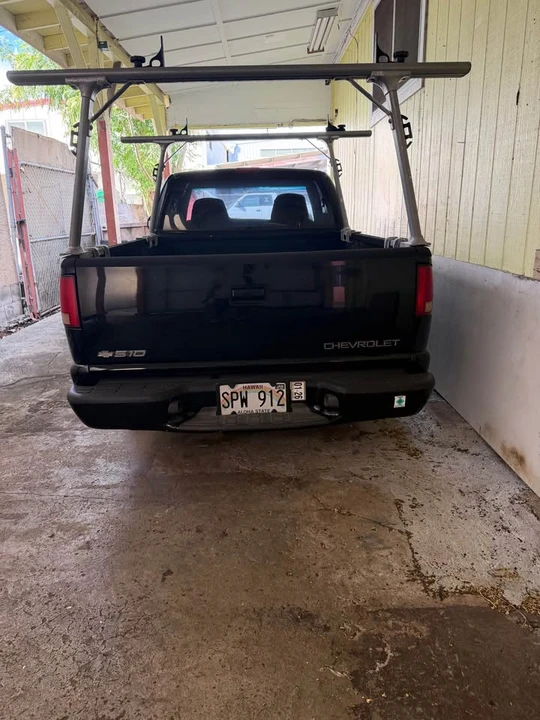 2001 Chevrolet S-10 - Image 3 of 5