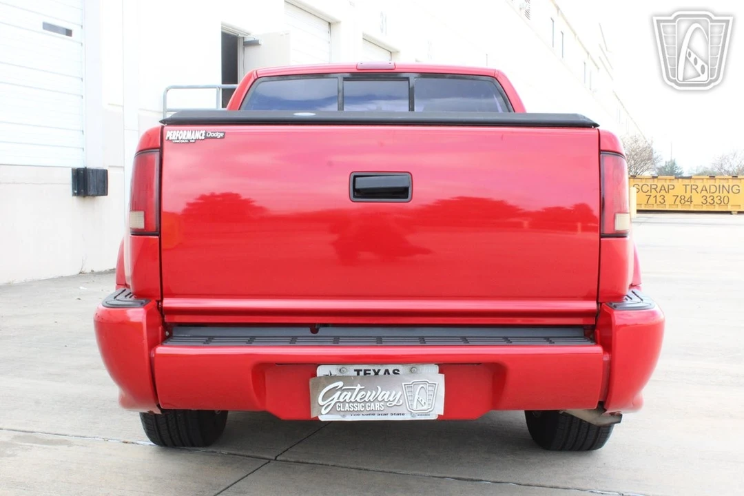 2001 Chevrolet S-10 - Image 11 of 12