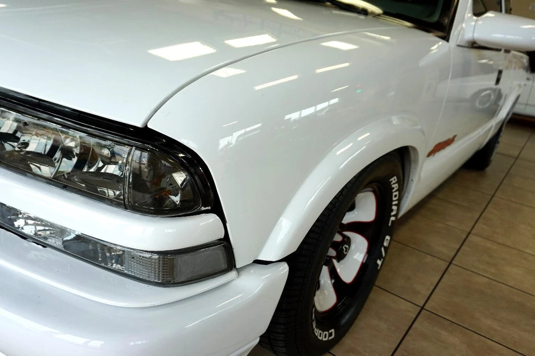 2001 Chevrolet S-10 - Image 17 of 21