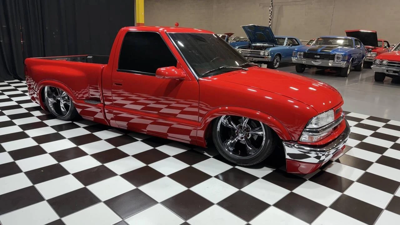 2001 Chevrolet S-10 - Image 8 of 21