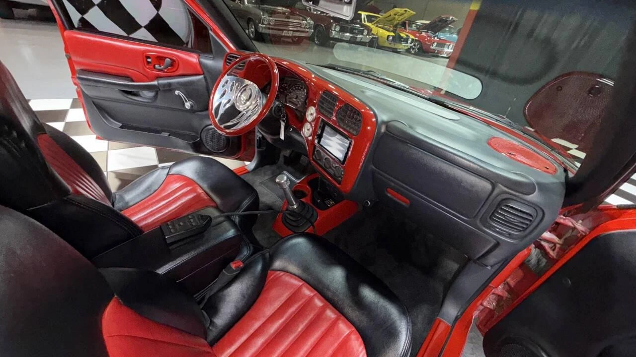 2001 Chevrolet S-10 - Image 3 of 21