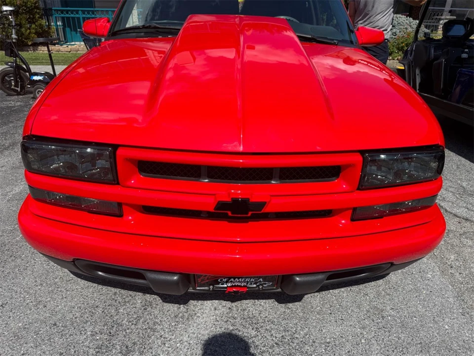 2001 Chevrolet S-10 - Image 10 of 31