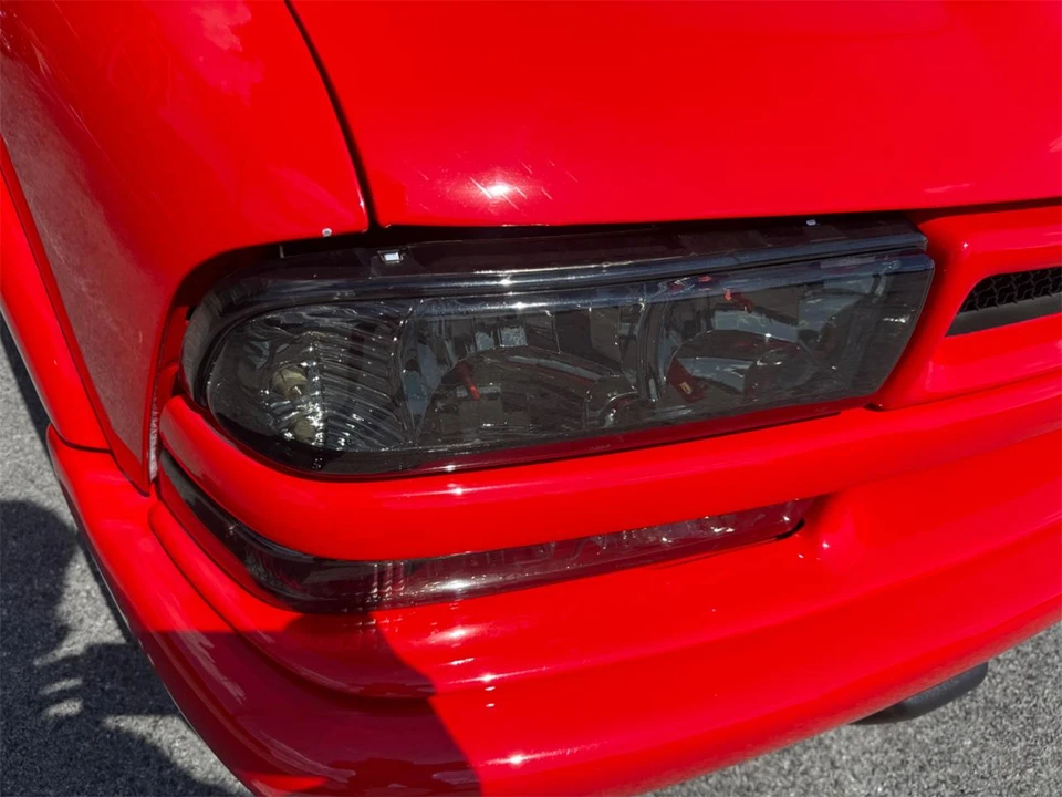 2001 Chevrolet S-10 - Image 30 of 31
