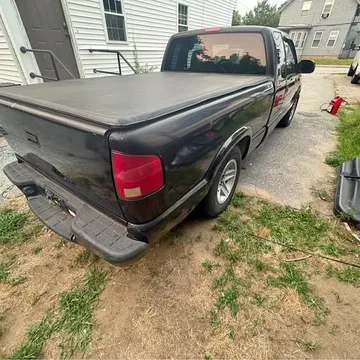 2001 Chevrolet S10 Crew Cab LS