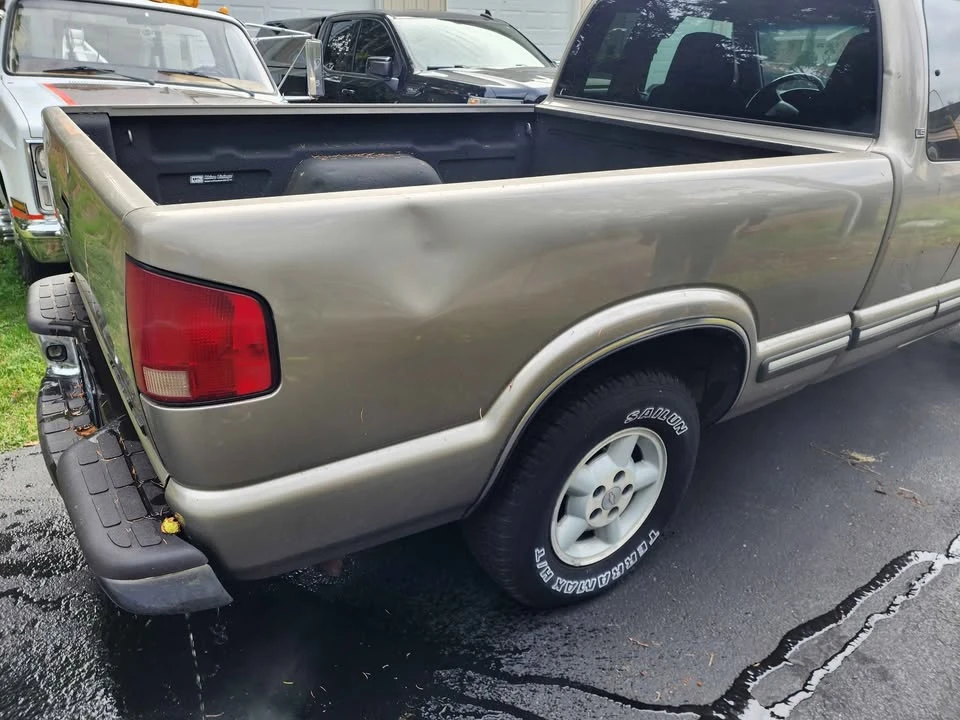 2001 Chevrolet S-10 - Image 5 of 10