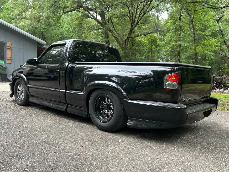 2001 Chevrolet S-10 - Image 5 of 18