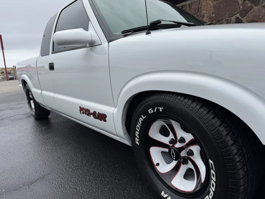 2001 Chevrolet S-10 - Image 17 of 31