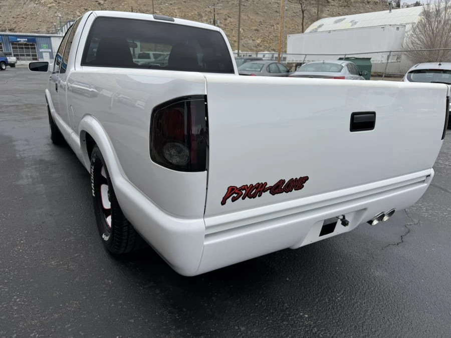 2001 Chevrolet S-10 - Image 12 of 31