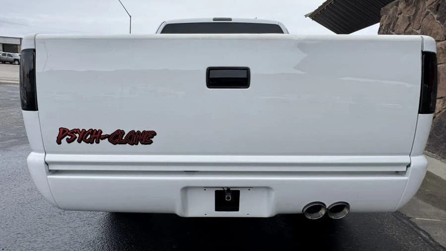 2001 Chevrolet S-10 - Image 8 of 31