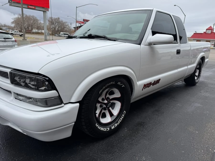2001 Chevrolet S-10 - Image 19 of 31