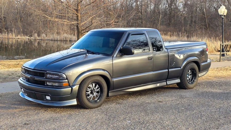 2001 Chevrolet S-10 - Image 7 of 18