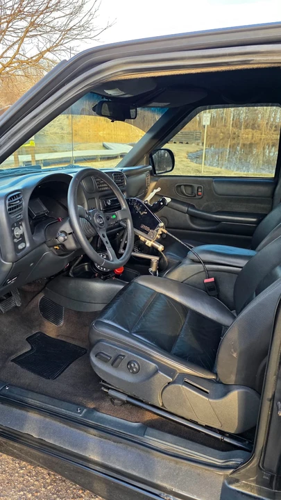 2001 Chevrolet S-10 - Image 10 of 18