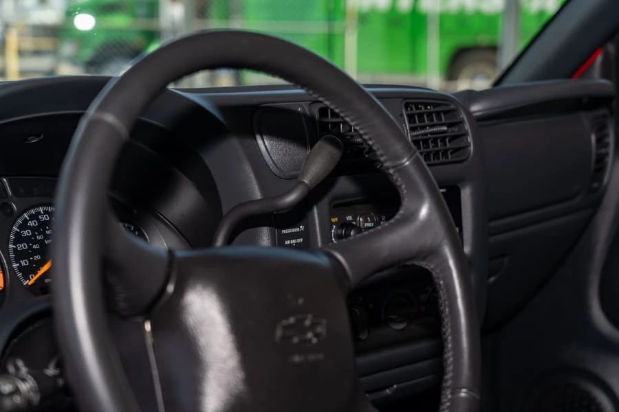 2001 Chevrolet S-10 - Image 21 of 27