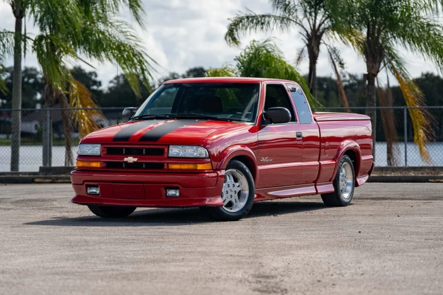 2001 Chevrolet S-10 - Image 14 of 27