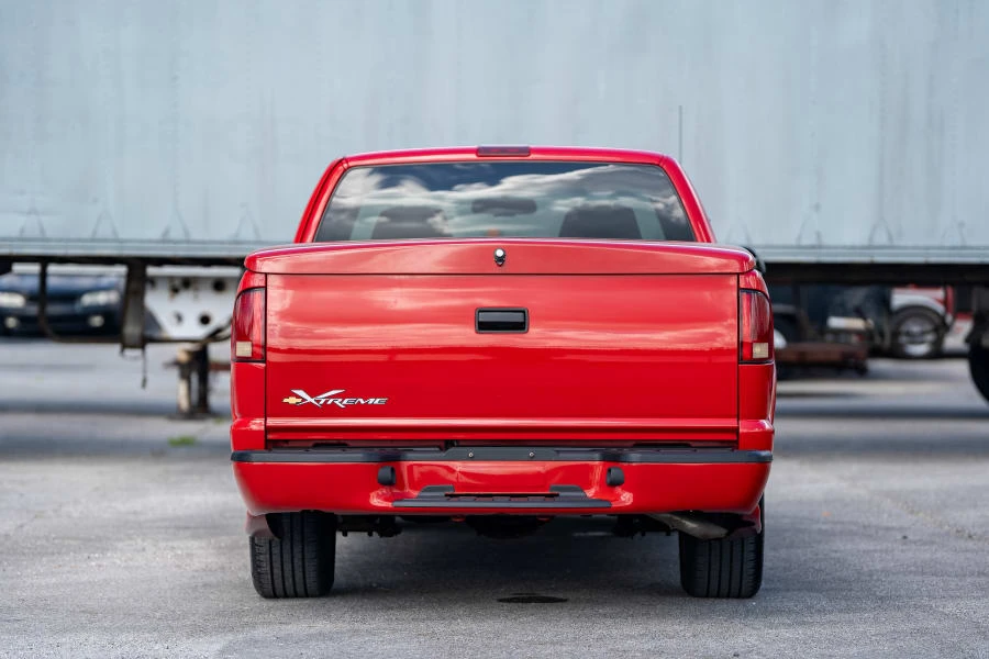 2001 Chevrolet S-10 - Image 5 of 27