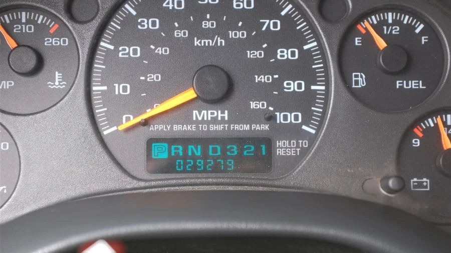 2001 Chevrolet S-10 - Image 6 of 10