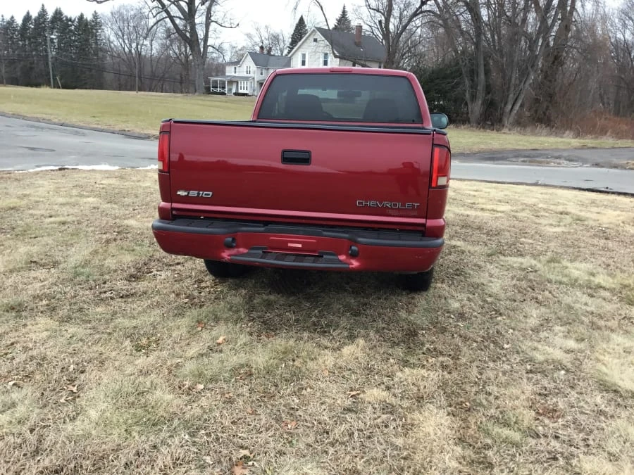 2001 Chevrolet S-10 - Image 3 of 7