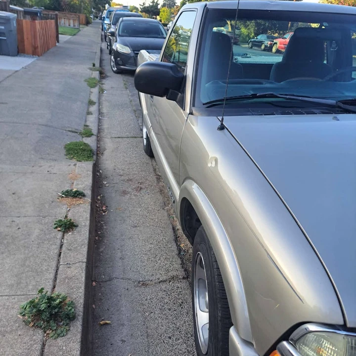 2001 Chevrolet S-10 - Image 9 of 12