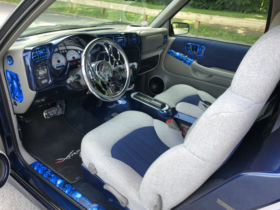 2001 Chevrolet S-10 - Image 4 of 12