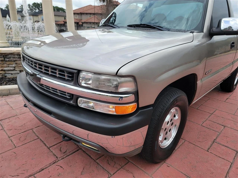 2001 Chevrolet Silverado 1st Gen - Image 12 of 31