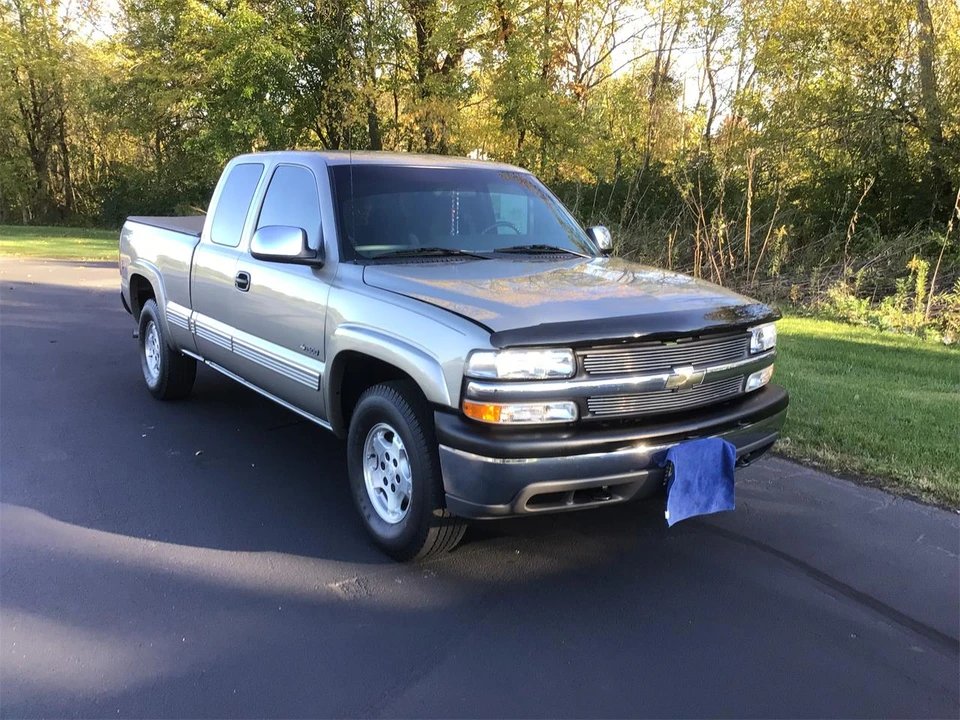 2001 Chevrolet Silverado 1st Gen - Image 4 of 15